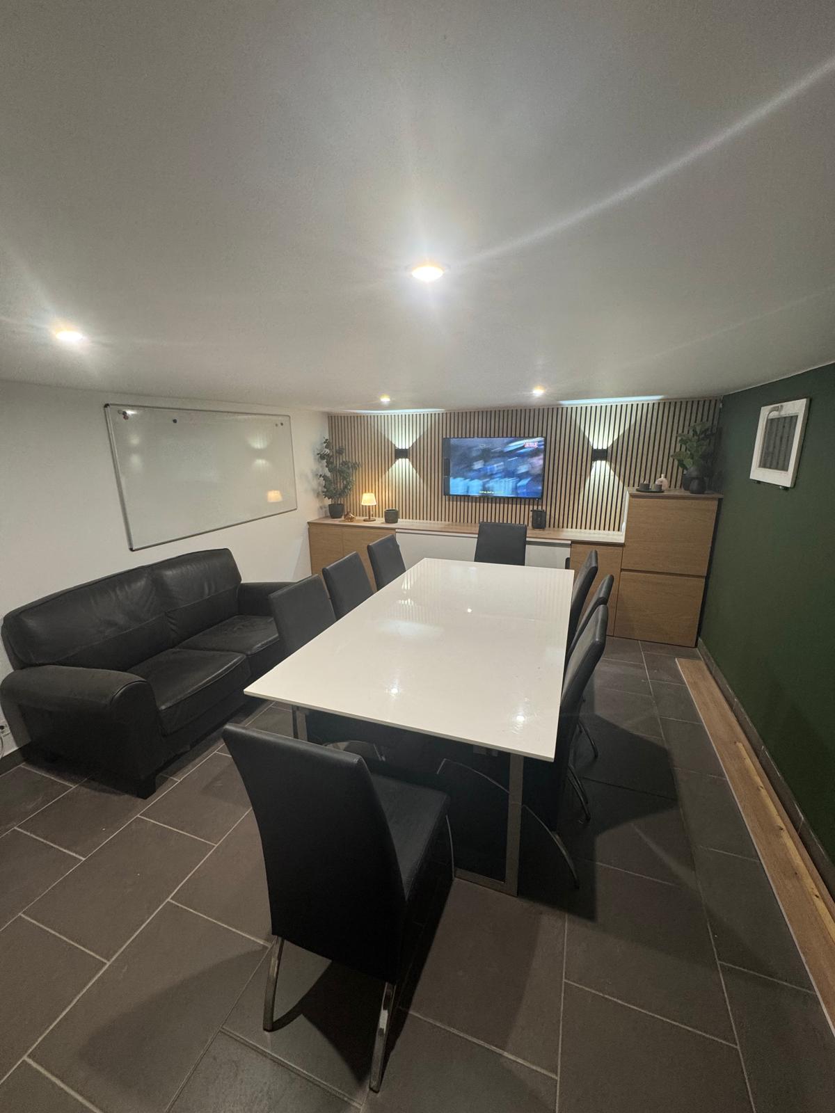 Salle de réunion 15m² 3